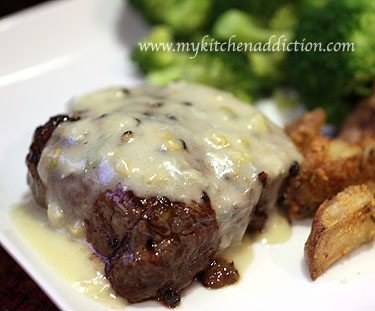 Peppercorn Crusted Filet with Gorgonzola – my kitchen addiction